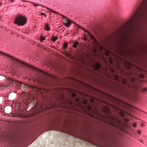 Chic Burgundy Mini Dress with Crochet Detailing - Picture 10 of 12